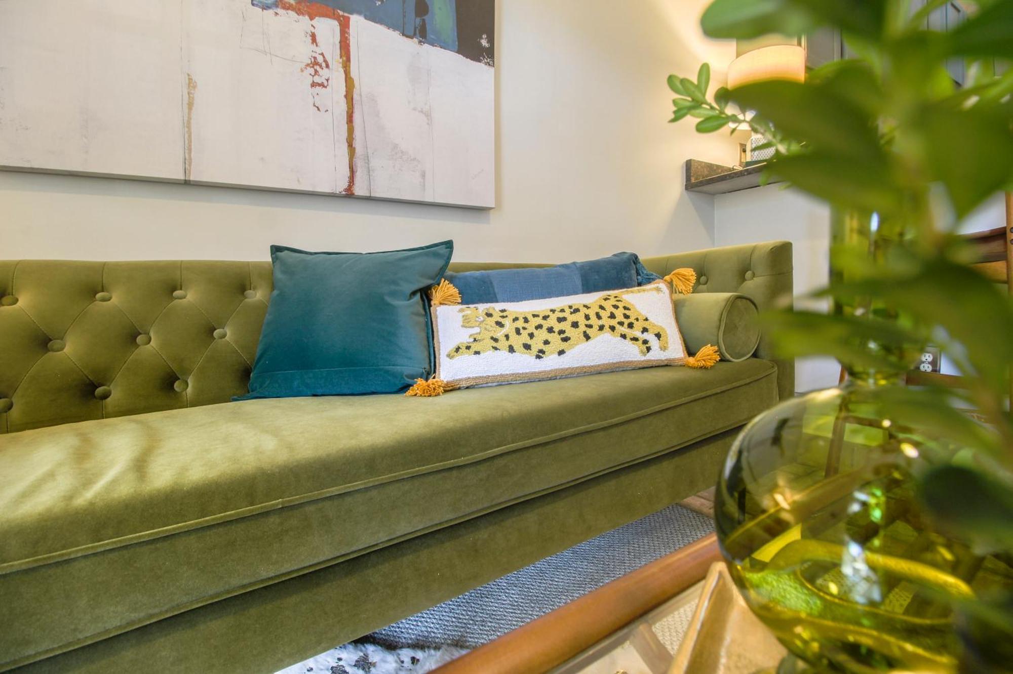 Private Patio Retreat In Charming Downtown Apartamento Savannah Exterior foto